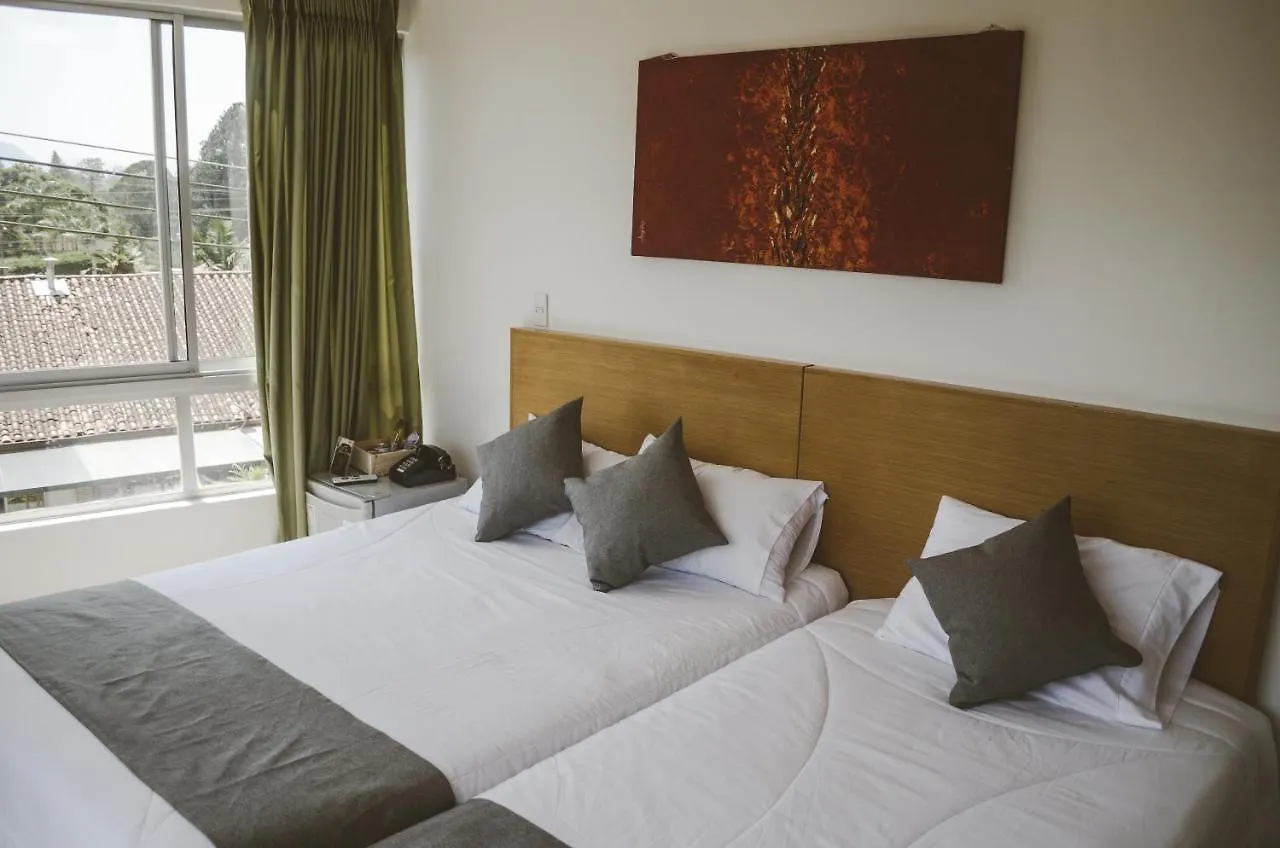 Hotel Llanogrande Airport Rionegro 3*,
